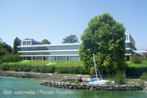 Schaller Uto am Sitz des europäischen Fussballs